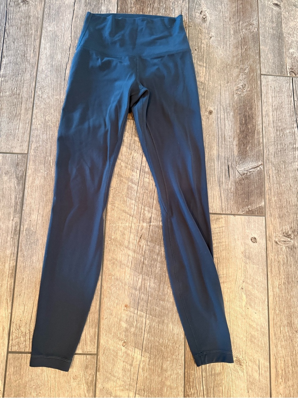 lululemon athletica women’s steel Blue High-Waist Leggings. Size 4.